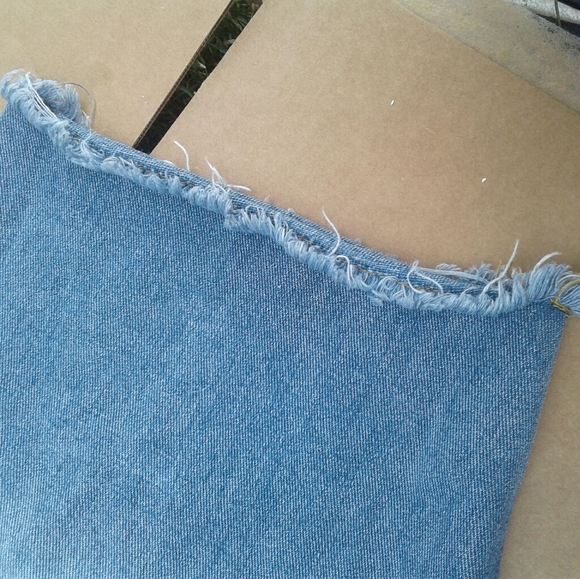 Tough Love size 32 stylish jean shorts - Picture 6 of 13